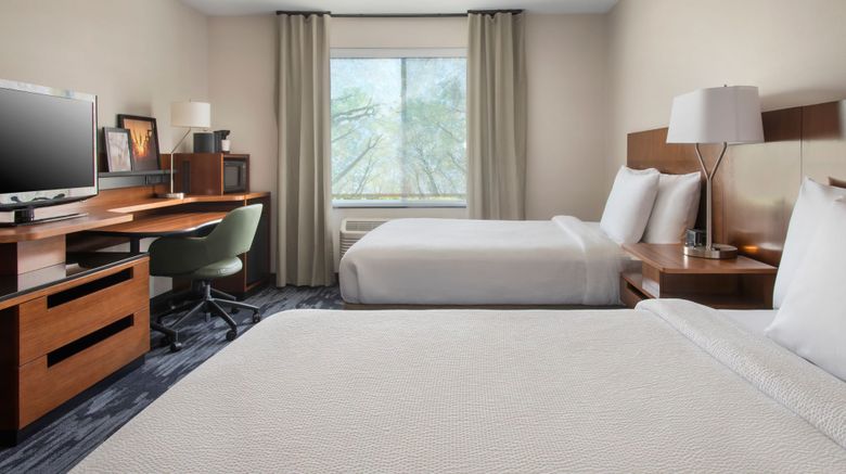 <b>Fairfield Inn & Suites Watertown Room</b>. Images powered by <a href="https://www.leonardoworldwide.com/" title="Leonardo Worldwide" target="_blank">Leonardo</a>.