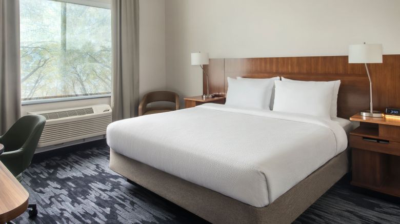 <b>Fairfield Inn & Suites Watertown Room</b>. Images powered by <a href="https://www.leonardoworldwide.com/" title="Leonardo Worldwide" target="_blank">Leonardo</a>.