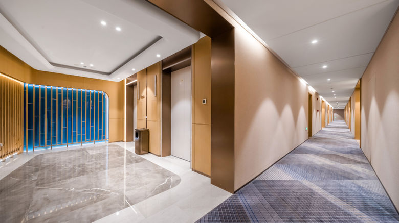 <b>Holiday Inn Express Yibin Lobby</b>. Images powered by <a href="https://www.leonardoworldwide.com/" title="Leonardo Worldwide" target="_blank">Leonardo</a>.