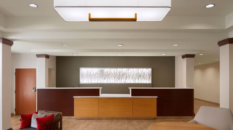 Fairfield Inn & Suites Columbus OSU Lobby