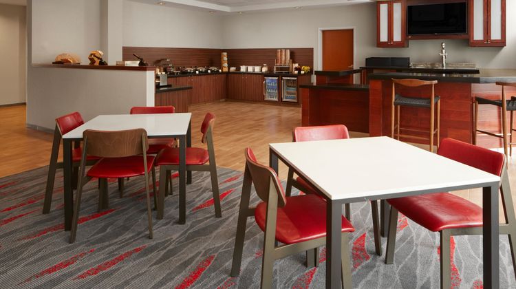 Fairfield Inn & Suites Columbus OSU Restaurant
