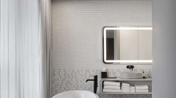 Le Germain Hotel Montreal Suite