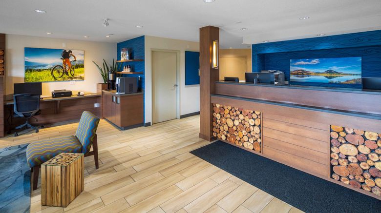 <b>Accent Inns Kamloops Lobby</b>. Images powered by <a href="https://www.leonardoworldwide.com/" title="Leonardo Worldwide" target="_blank">Leonardo</a>.