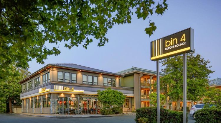 Accent Inn Victoria Restaurant