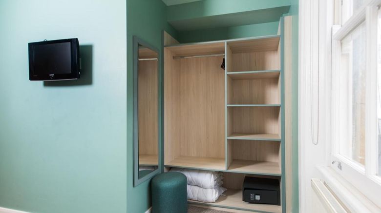 <b>Caring Hotel Room</b>. Images powered by <a href="https://www.leonardoworldwide.com/" title="Leonardo Worldwide" target="_blank">Leonardo</a>.