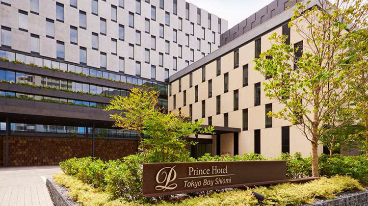 Tokyo Bay Shiomi Prince Hotel Exterior