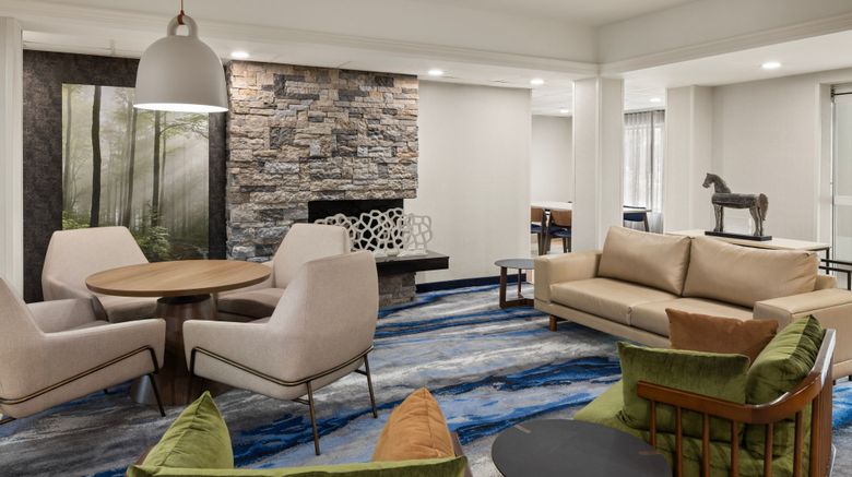 <b>Fairfield Inn & Suites Columbus East Lobby</b>. Images powered by <a href="https://www.leonardoworldwide.com/" title="Leonardo Worldwide" target="_blank">Leonardo</a>.