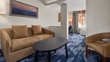 Fairfield Inn & Suites Columbus East Room