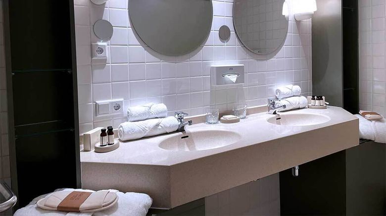<b>Oud London Hotel Restaurant Room</b>. Images powered by <a href="https://www.leonardoworldwide.com/" title="Leonardo Worldwide" target="_blank">Leonardo</a>.
