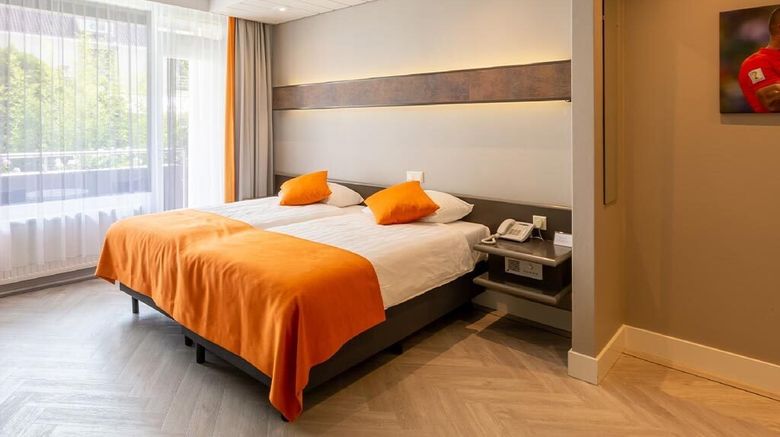 <b>Oud London Hotel Restaurant Room</b>. Images powered by <a href="https://www.leonardoworldwide.com/" title="Leonardo Worldwide" target="_blank">Leonardo</a>.
