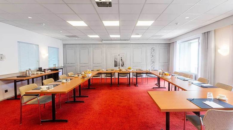 <b>Oud London Hotel Restaurant Meeting</b>. Images powered by <a href="https://www.leonardoworldwide.com/" title="Leonardo Worldwide" target="_blank">Leonardo</a>.