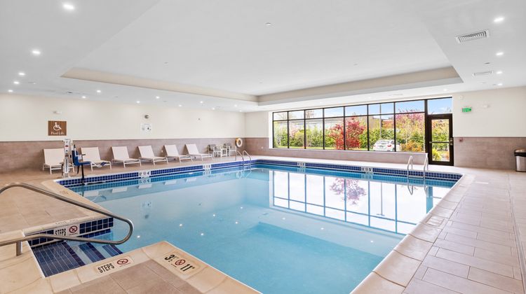 EVEN Hotel Manchester Airport Pool
