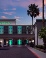 Holiday Inn Airport & Conf Center