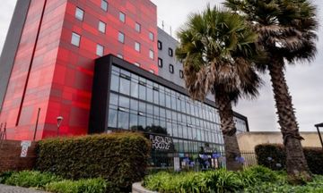 Hotel Distrito ZF