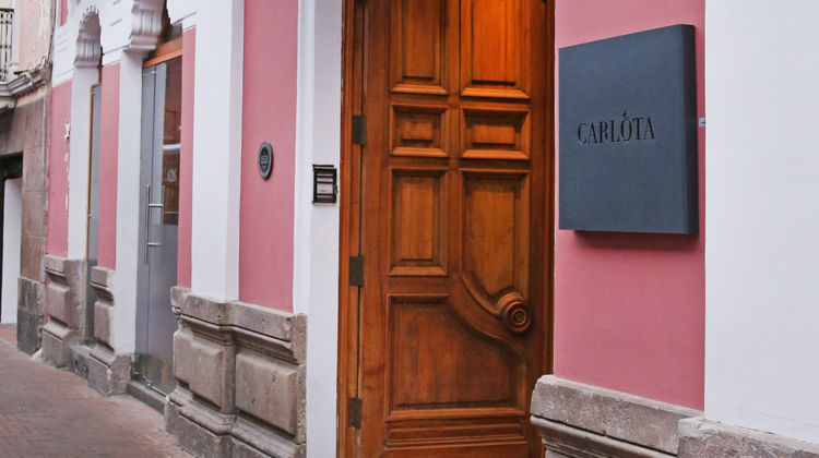 Hotel Carlota Exterior
