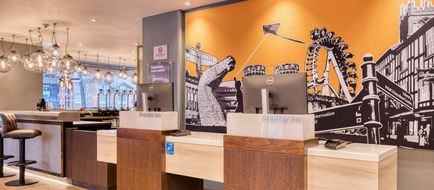 Swindon Town Centre hotel Lobby