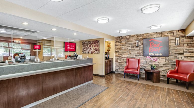 <b>Red Roof PLUS+ Washington DC -Alexandria Lobby</b>. Images powered by <a href="https://www.leonardoworldwide.com/" title="Leonardo Worldwide" target="_blank">Leonardo</a>.