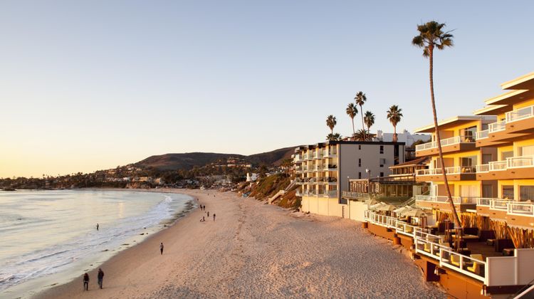 Pacific Edge Hotel Beach
