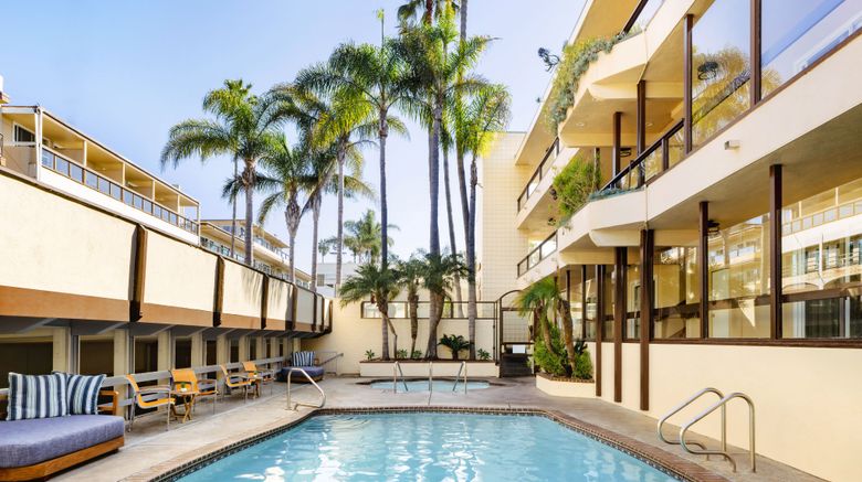 <b>Pacific Edge Hotel Pool</b>. Images powered by <a href="https://www.leonardoworldwide.com/" title="Leonardo Worldwide" target="_blank">Leonardo</a>.