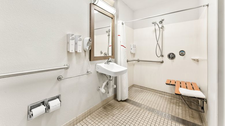 <b>Red Roof Inn Allentown Airport Room</b>. Images powered by <a href="https://www.leonardoworldwide.com/" title="Leonardo Worldwide" target="_blank">Leonardo</a>.