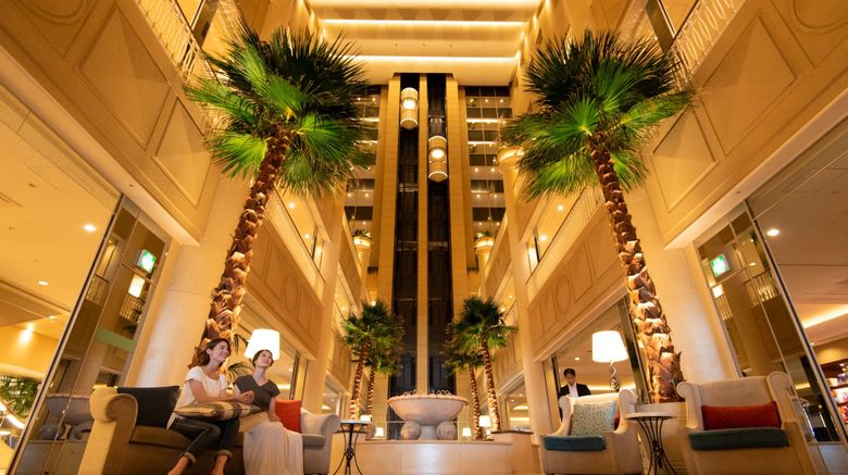 <b>Kobe Meriken Park Oriental Hotel Lobby</b>. Images powered by <a href="https://www.leonardoworldwide.com/" title="Leonardo Worldwide" target="_blank">Leonardo</a>.