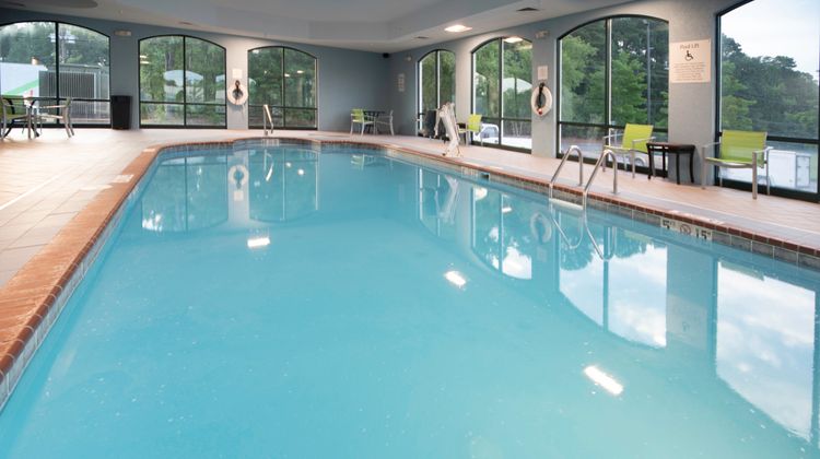 Holiday Inn Express Hotel & Suites Pool