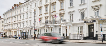 OYO Flagship Huttons Exterior