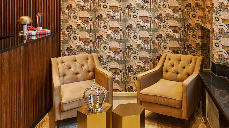 OYO Flagship Huttons Lobby
