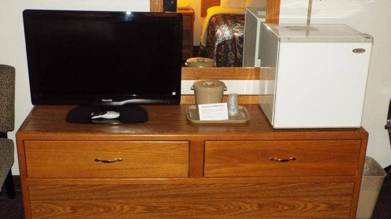 <b>FairBridge Inn & Suites Thorp Room</b>. Images powered by <a href="https://www.leonardoworldwide.com/" title="Leonardo Worldwide" target="_blank">Leonardo</a>.