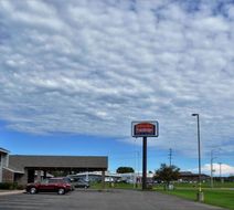 FairBridge Inn & Suites Thorp Exterior