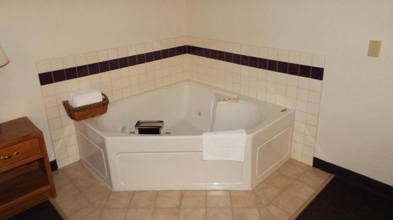 <b>FairBridge Inn & Suites Thorp Room</b>. Images powered by <a href="https://www.leonardoworldwide.com/" title="Leonardo Worldwide" target="_blank">Leonardo</a>.