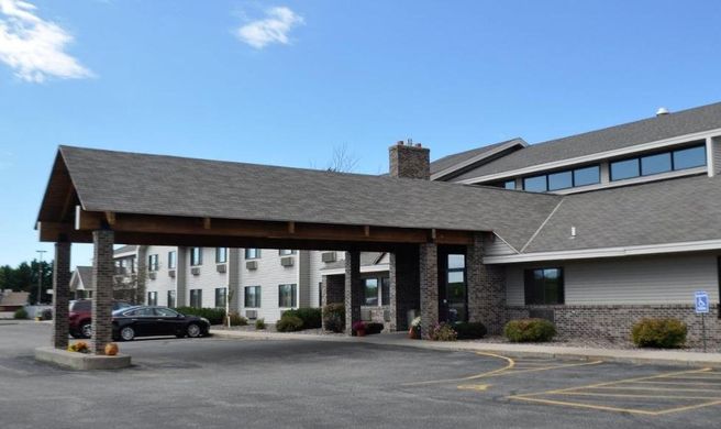 FairBridge Inn & Suites Thorp Exterior