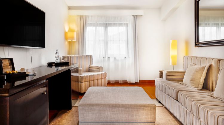 Pousada Santa Cruz at Horta Suite