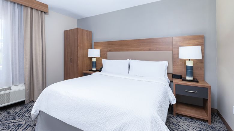 <b>Candlewood Suites Erlanger-S Cincinnati Room</b>. Images powered by <a href="https://www.leonardoworldwide.com/" title="Leonardo Worldwide" target="_blank">Leonardo</a>.