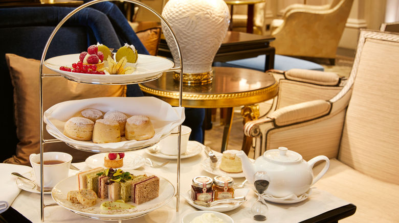 <b>Hotel Baur au Lac Restaurant</b>. Images powered by <a href="https://www.leonardoworldwide.com/" title="Leonardo Worldwide" target="_blank">Leonardo</a>.