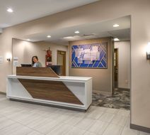 Holiday Inn Express Suites Belgrade Exterior