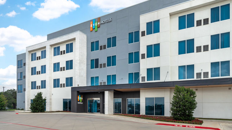 Even Hotel Waco University Area Exterior
