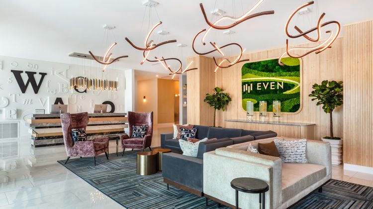 Even Hotel Waco University Area Exterior