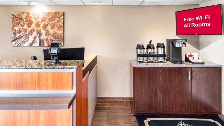 <b>Red Roof Inn Indianapolis North Lobby</b>. Images powered by <a href="https://www.leonardoworldwide.com/" title="Leonardo Worldwide" target="_blank">Leonardo</a>.