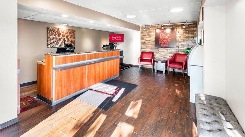 <b>Red Roof Inn Indianapolis North Lobby</b>. Images powered by <a href="https://www.leonardoworldwide.com/" title="Leonardo Worldwide" target="_blank">Leonardo</a>.