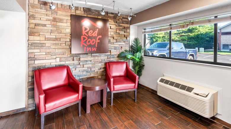 <b>Red Roof Inn Indianapolis North Lobby</b>. Images powered by <a href="https://www.leonardoworldwide.com/" title="Leonardo Worldwide" target="_blank">Leonardo</a>.