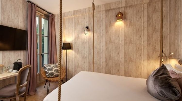 Les Plumes Hotel Paris Room