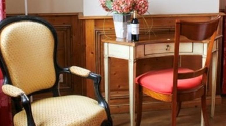 <b>Villa Heloise Room</b>. Images powered by <a href="https://www.leonardoworldwide.com/" title="Leonardo Worldwide" target="_blank">Leonardo</a>.
