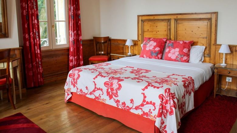 <b>Villa Heloise Room</b>. Images powered by <a href="https://www.leonardoworldwide.com/" title="Leonardo Worldwide" target="_blank">Leonardo</a>.