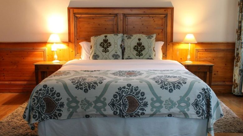 <b>Villa Heloise Room</b>. Images powered by <a href="https://www.leonardoworldwide.com/" title="Leonardo Worldwide" target="_blank">Leonardo</a>.