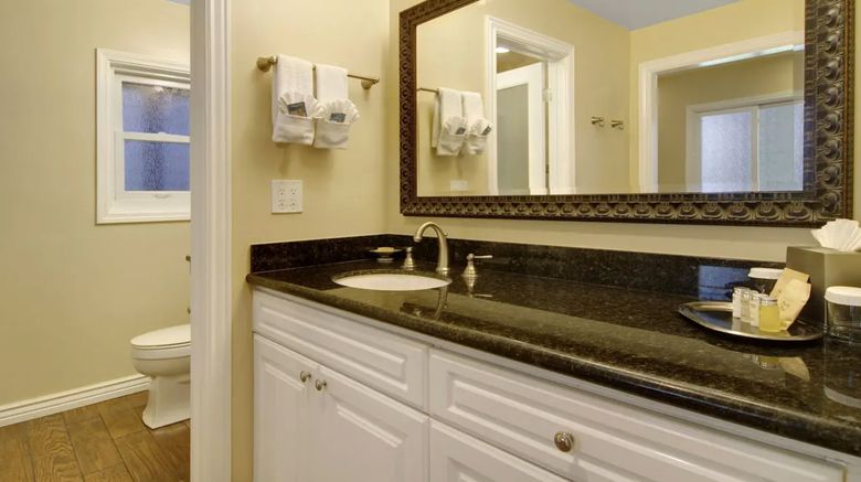 <b>Wayside Inn Suite</b>. Images powered by <a href="https://www.leonardoworldwide.com/" title="Leonardo Worldwide" target="_blank">Leonardo</a>.