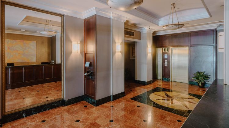Club Quarters Hotel in Washington, DC Lobby