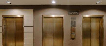 Club Quarters Hotel, Central Loop Lobby