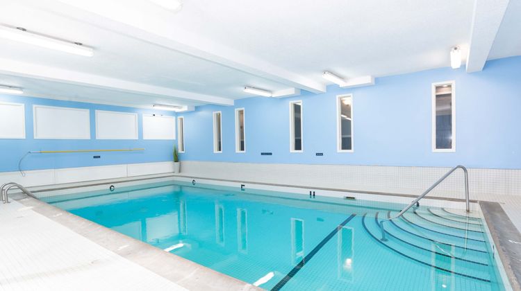 Sandman Inn Terrace Pool