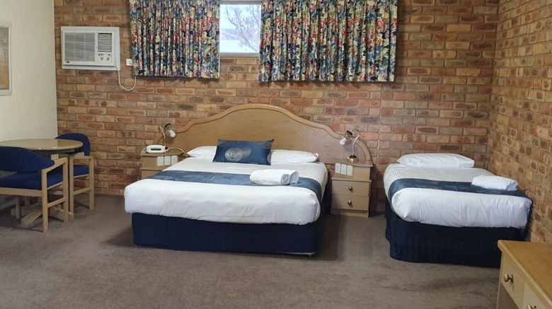 <b>Pines Country Club Motor Inn Room</b>. Images powered by <a href="https://www.leonardoworldwide.com/" title="Leonardo Worldwide" target="_blank">Leonardo</a>.